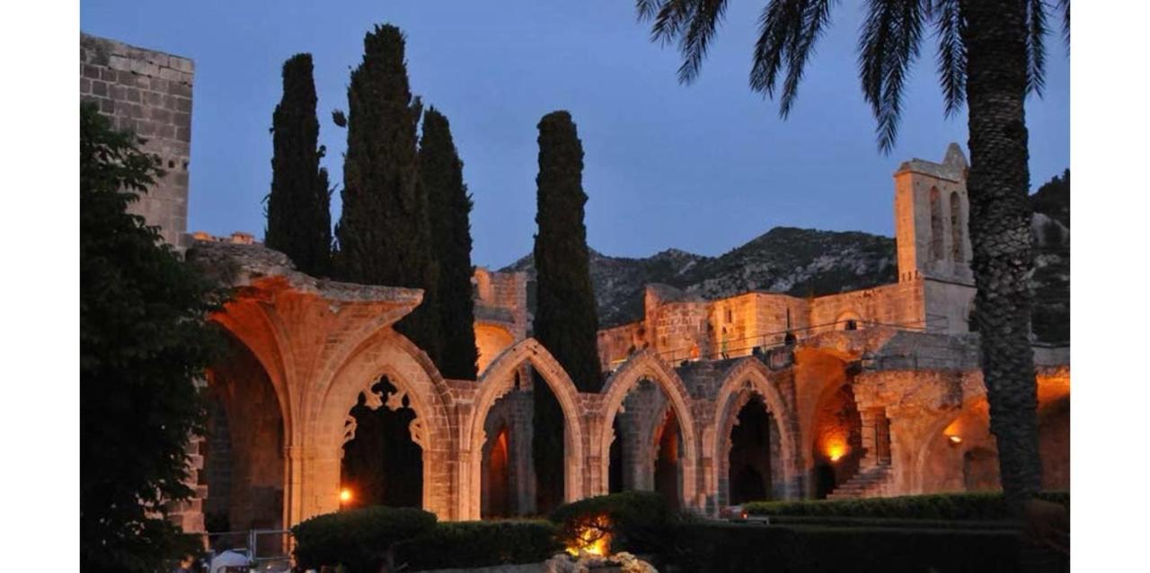 Bellapais Abbey Boutique Hotel キレニア エクステリア 写真