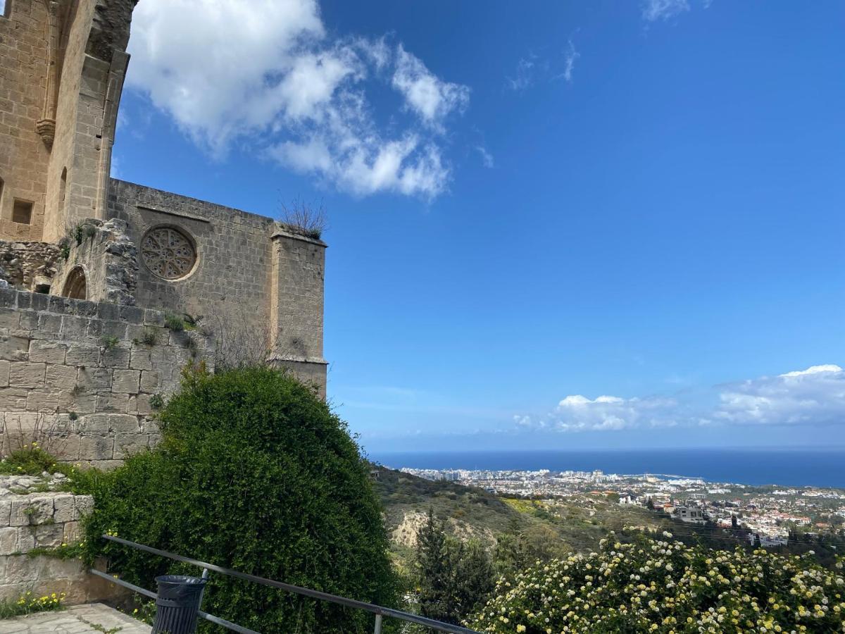 Bellapais Abbey Boutique Hotel キレニア エクステリア 写真