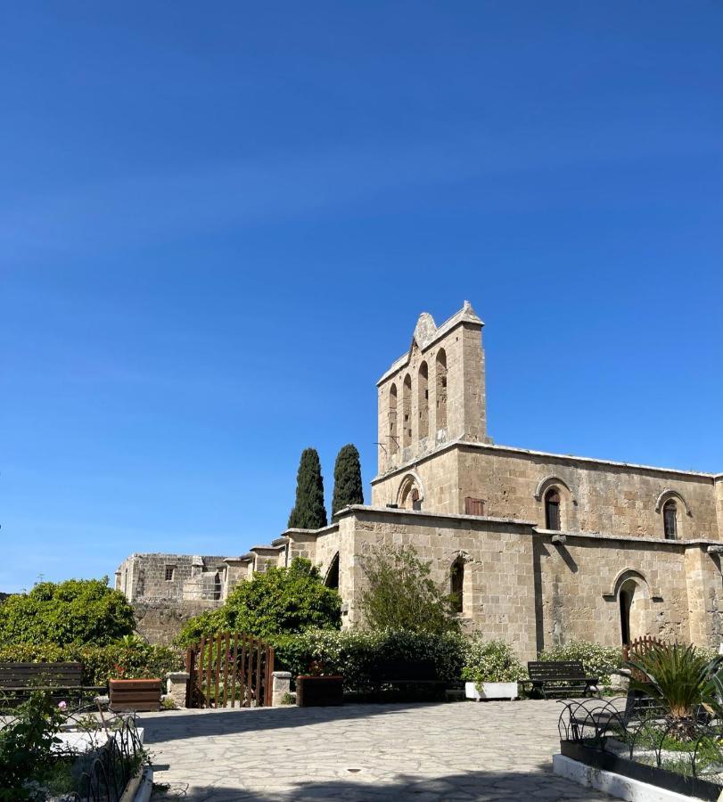 Bellapais Abbey Boutique Hotel キレニア エクステリア 写真