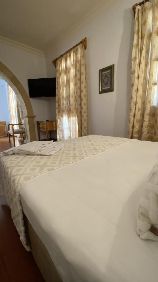 Bellapais Abbey Boutique Hotel キレニア エクステリア 写真